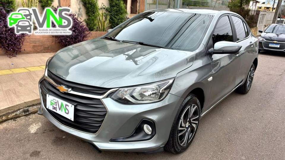 Chevrolet Onix Plus cinza da VNS